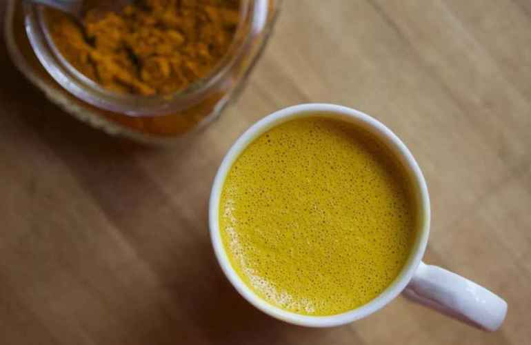 Ceai de turmeric – această băutură vindecă corpul și conferă longevitate